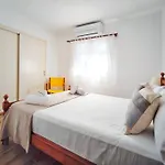 Exclusiva, Piscina Privada Y Vistas Al Mar Binisafua